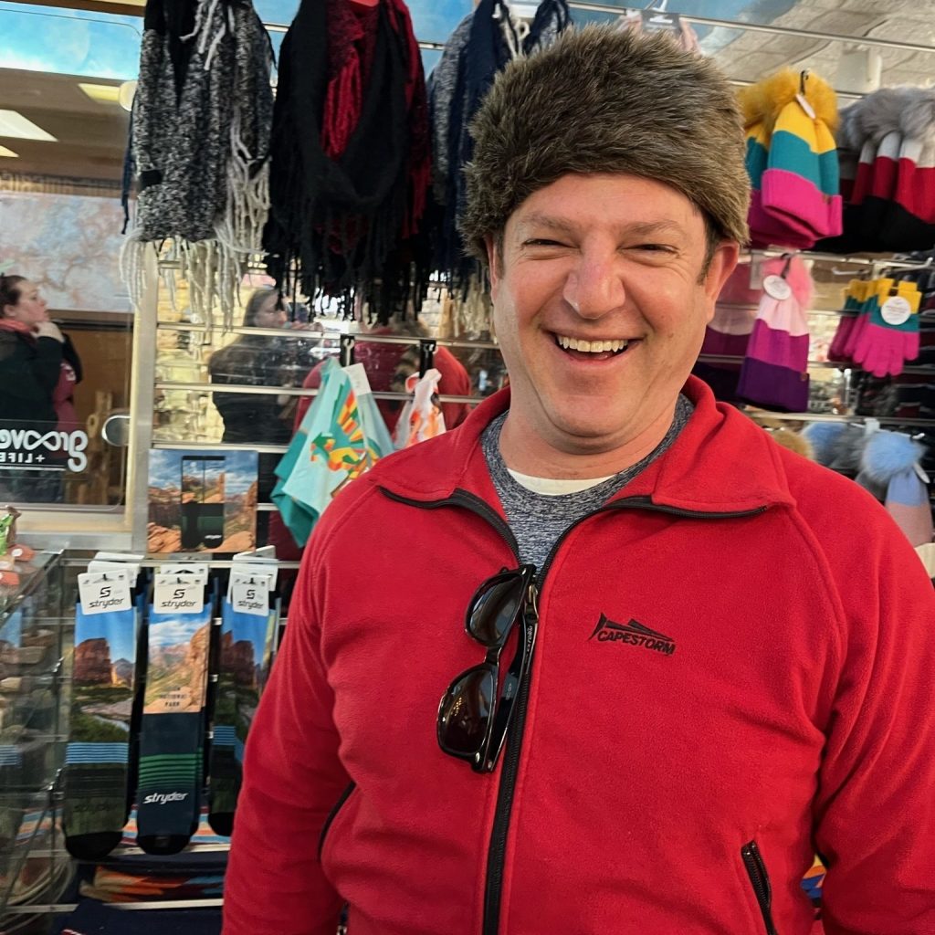 ⛽️ Gas Station Chronicles: The White Mountain Trading Post&nbsp;(#1)